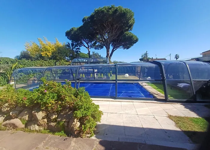 Piscina Climatizada, Jacuzzi Y Brisa Marina Para 6